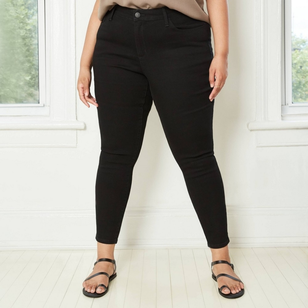 NEW PLUS SIZE Ava & Viv Jeans